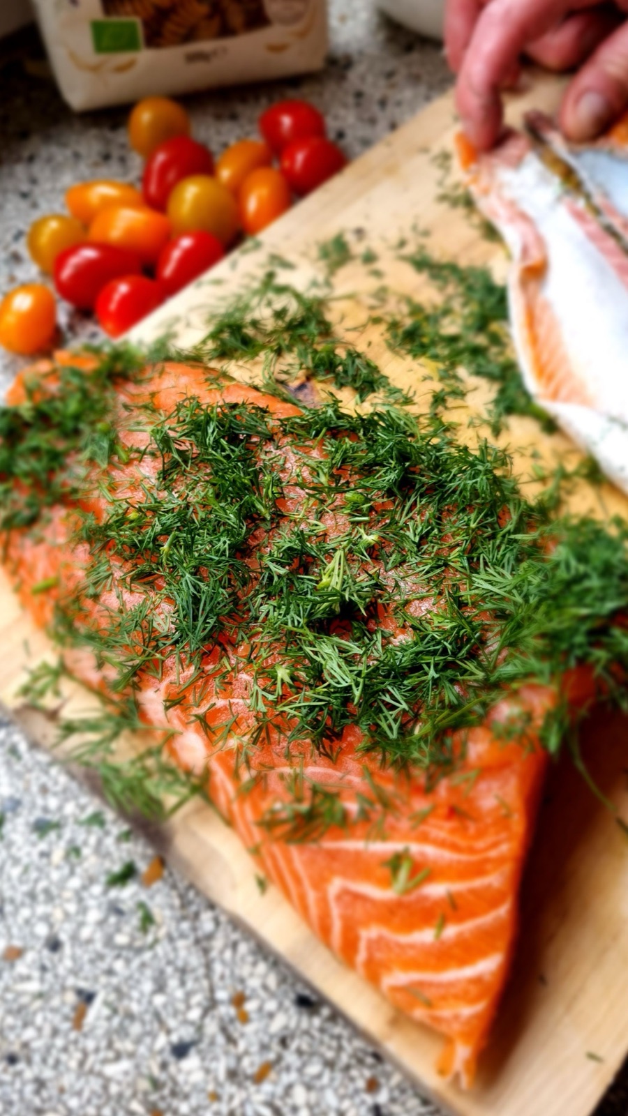 gravad lax med hovmästarsås och dill